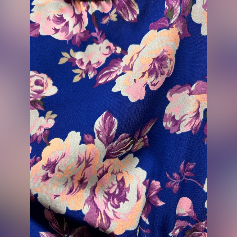 NWOT Floral Dress - Size M - Picture 2 of 5